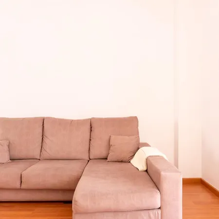 Apartment Cerca Del Mar Y Aeropuerto *