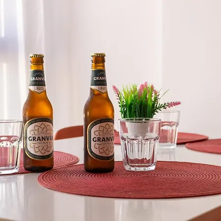 Apartman Cerca Del Mar Y Aeropuerto *